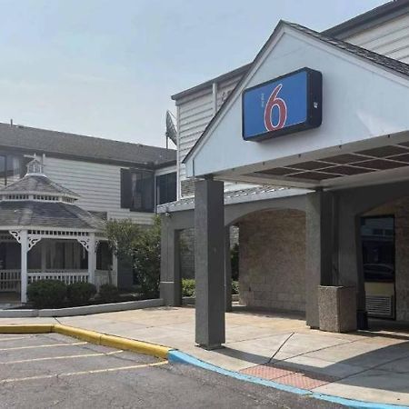 Motel 6-Newark, De Bagian luar foto