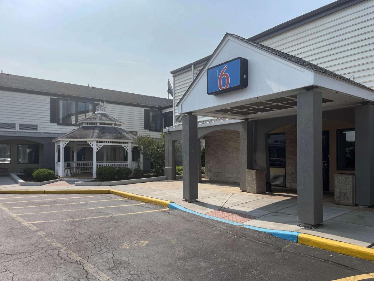 Motel 6-Newark, De Bagian luar foto