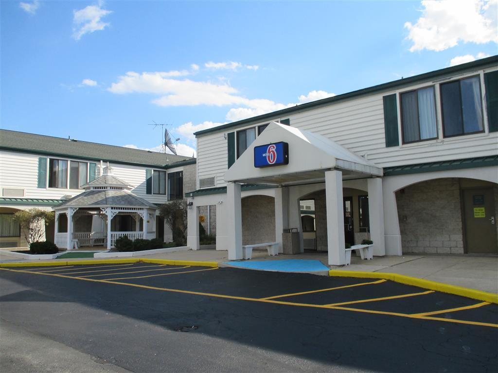Motel 6-Newark, De Bagian luar foto