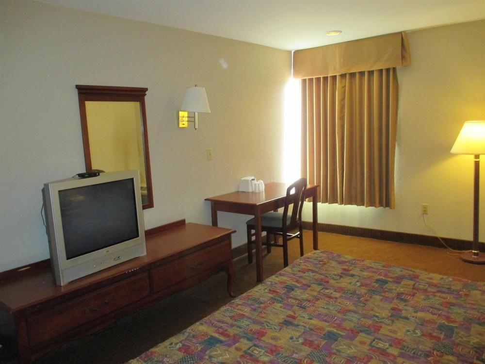 Motel 6-Newark, De Bagian luar foto