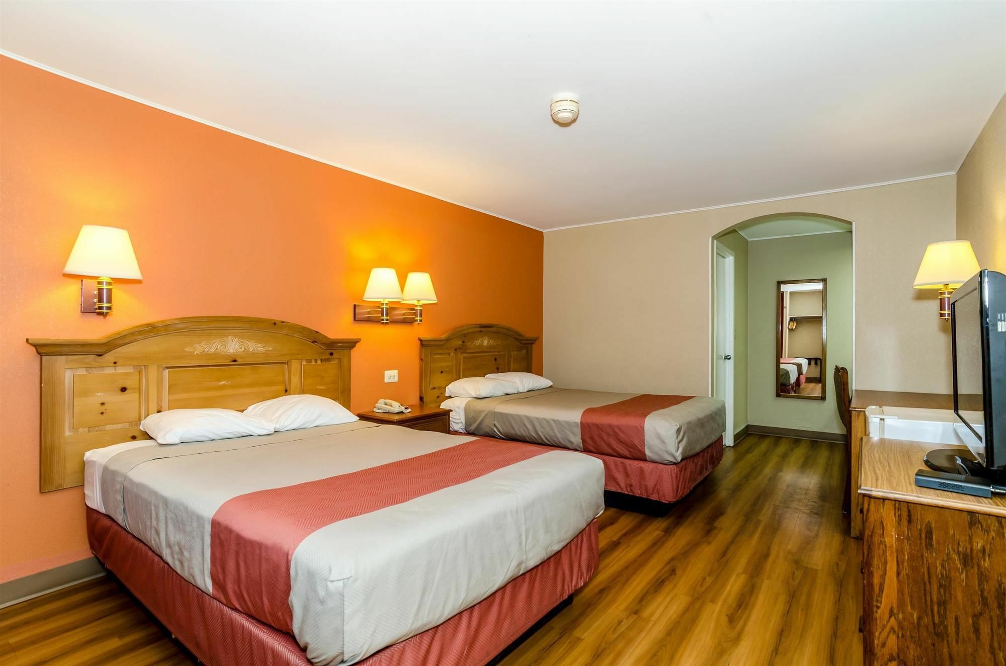 Motel 6-Newark, De Bagian luar foto
