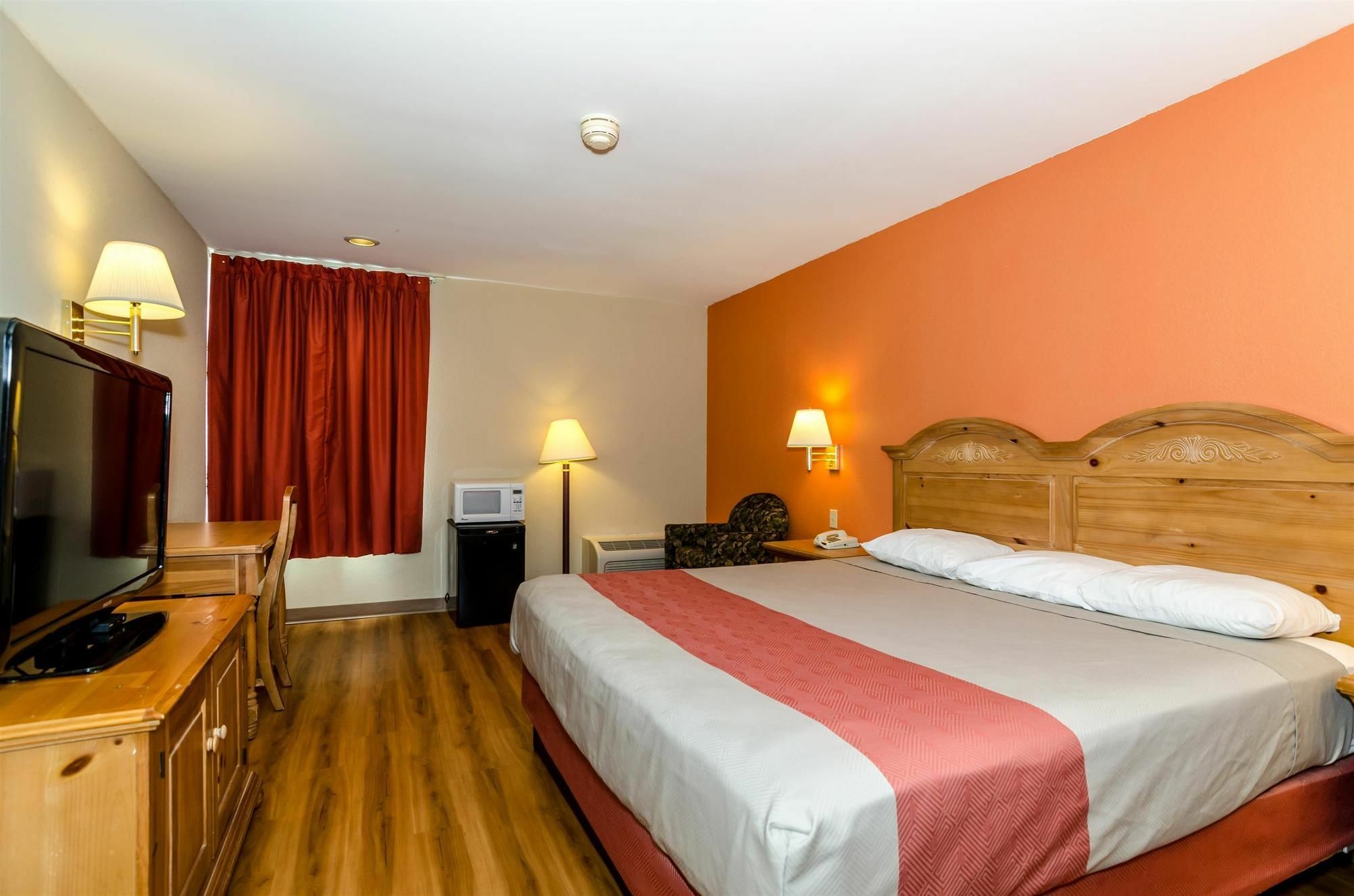 Motel 6-Newark, De Bagian luar foto