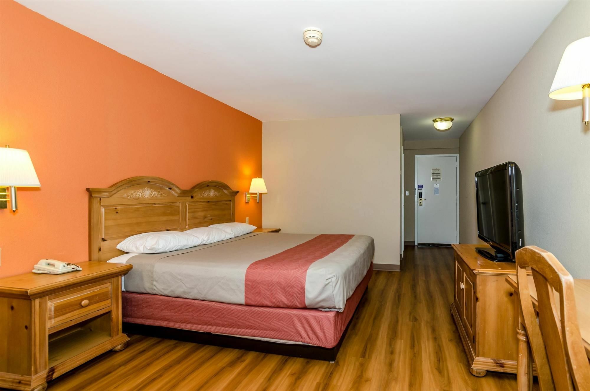 Motel 6-Newark, De Bagian luar foto